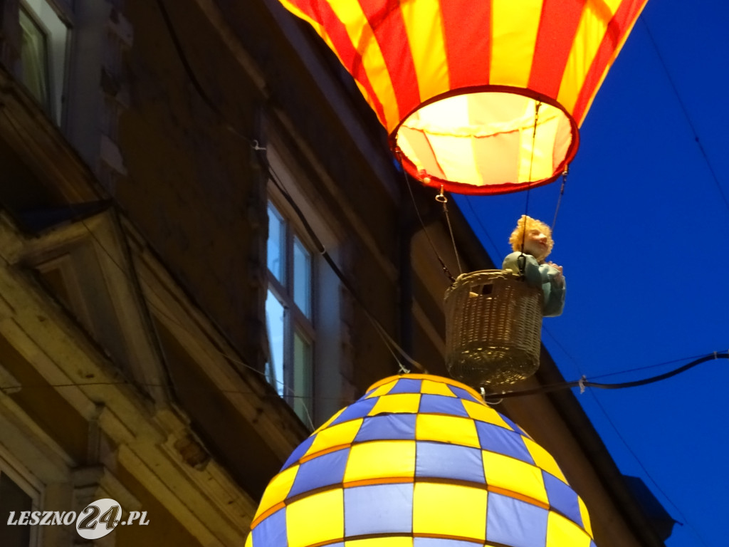 Leszno 2023 nocą. Jest pięknie!