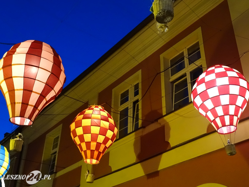 Leszno 2023 nocą. Jest pięknie!