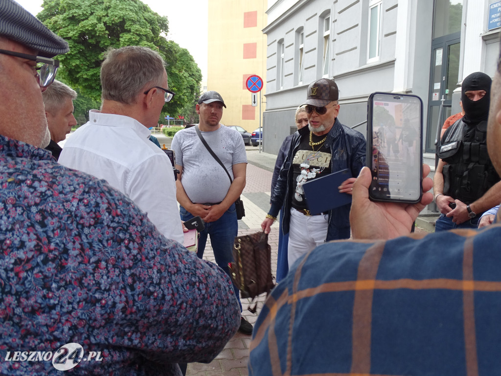 Krzysztof Rutkowski interweniuje w Lesznie