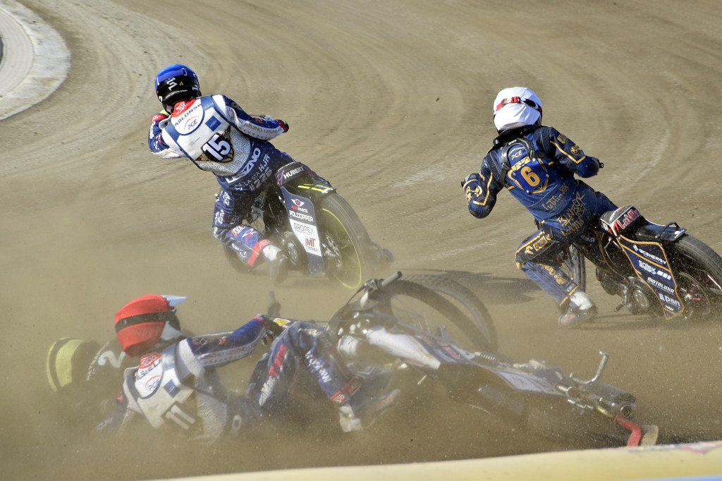 Unia - Motor 54:36 (U24)