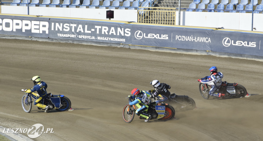 Unia - Motor 54:36 (U24)