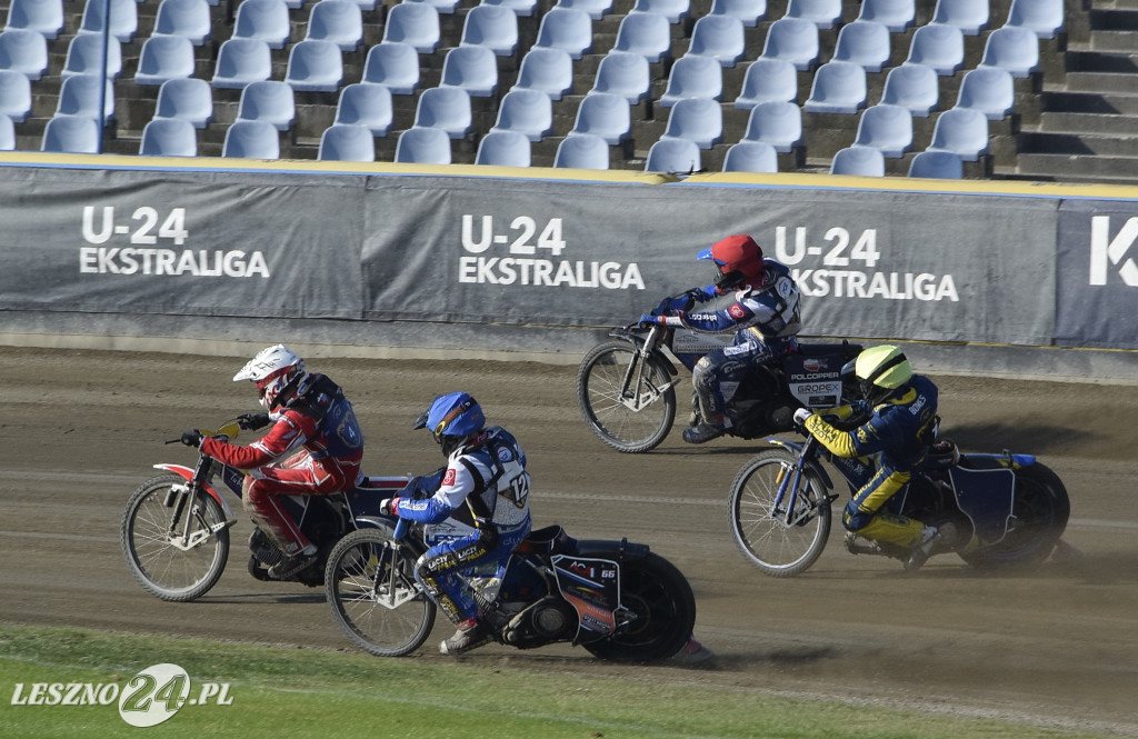 Unia - Motor 54:36 (U24)