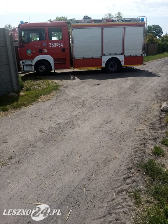 Spadł z dachu i zginął