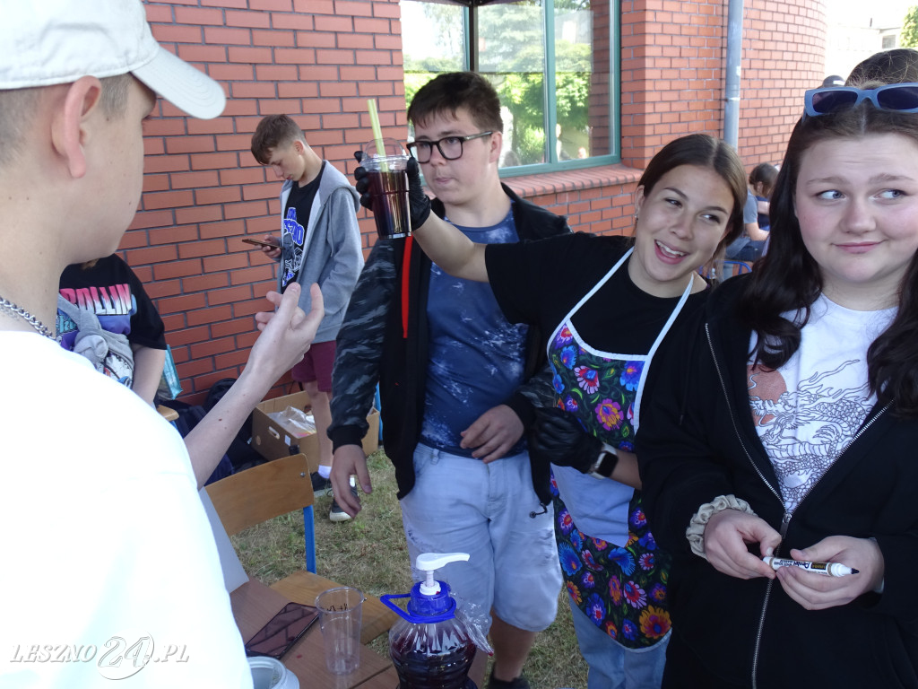 Rodzinny Piknik Naukowy w SP 9 w Lesznie