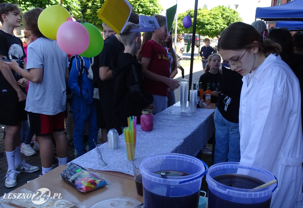 Rodzinny Piknik Naukowy w SP 9 w Lesznie