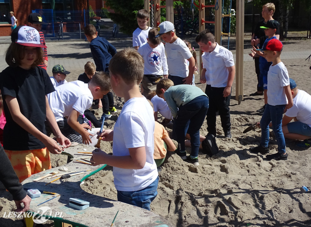 Rodzinny Piknik Naukowy w SP 9 w Lesznie