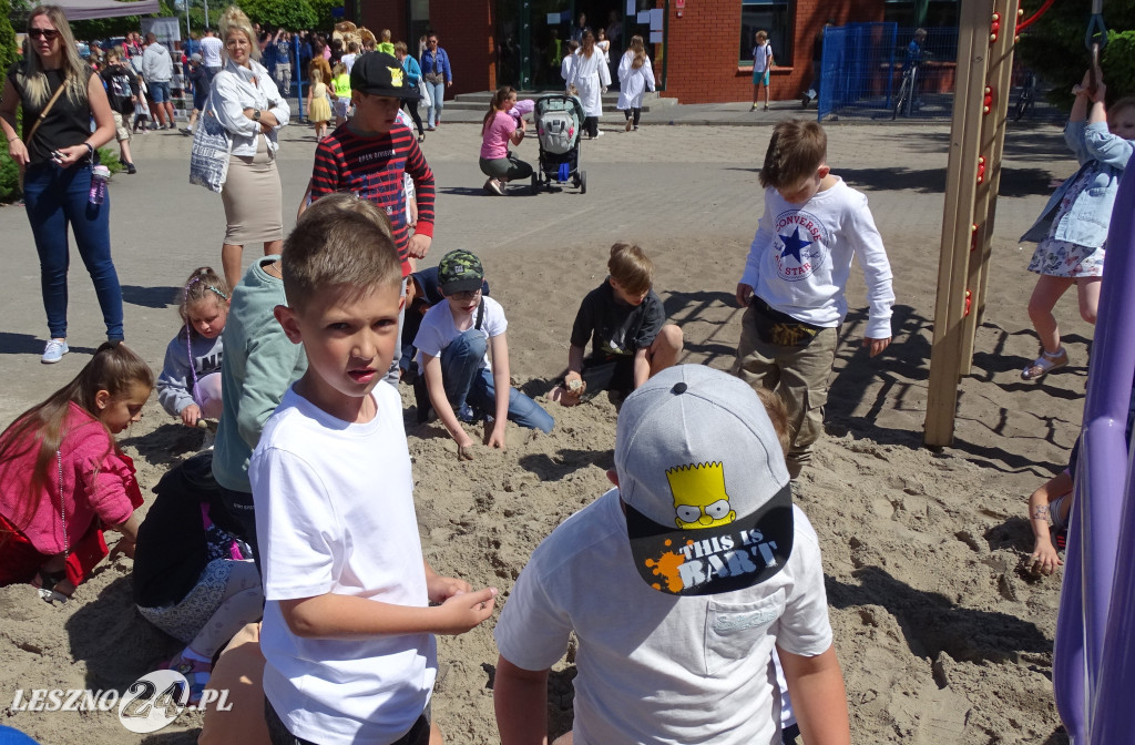 Rodzinny Piknik Naukowy w SP 9 w Lesznie