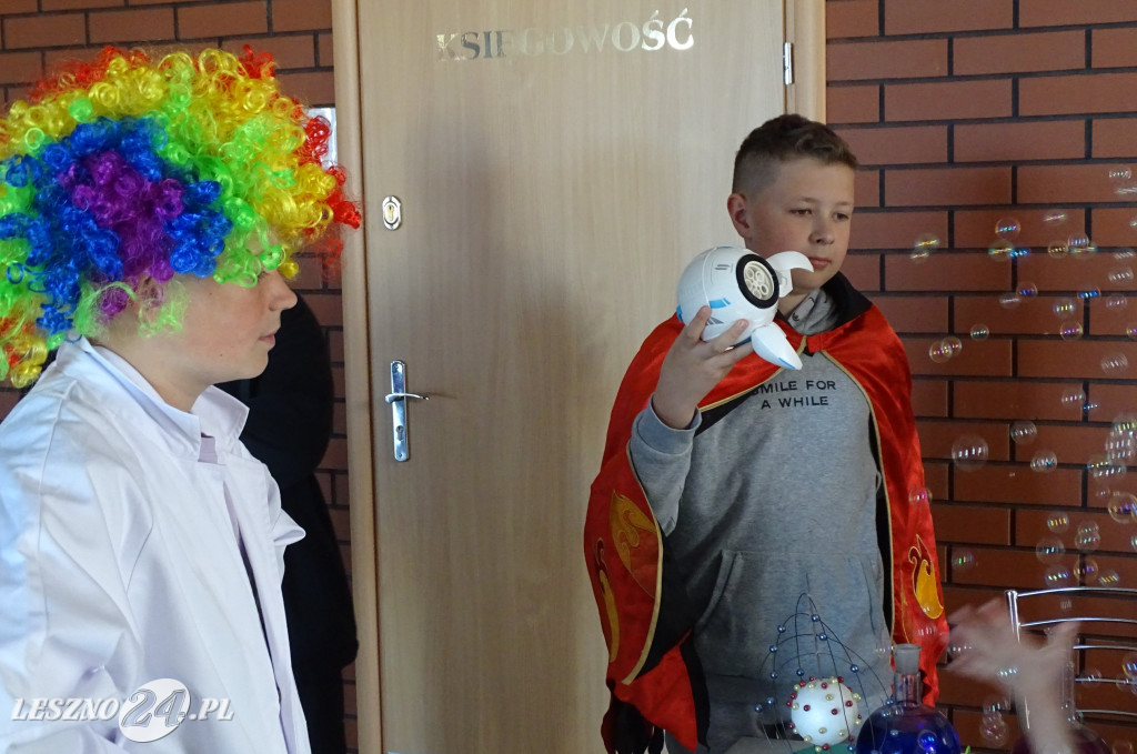 Rodzinny Piknik Naukowy w SP 9 w Lesznie