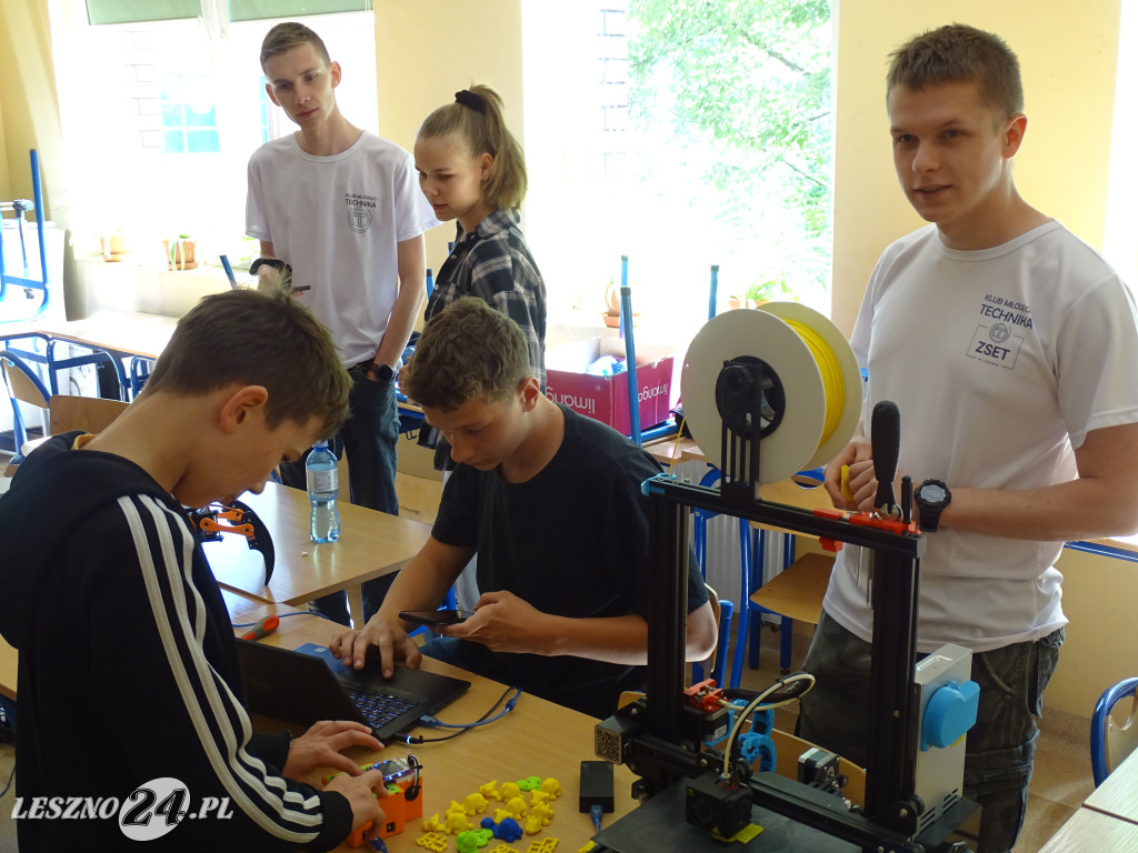 Rodzinny Piknik Naukowy w SP 9 w Lesznie