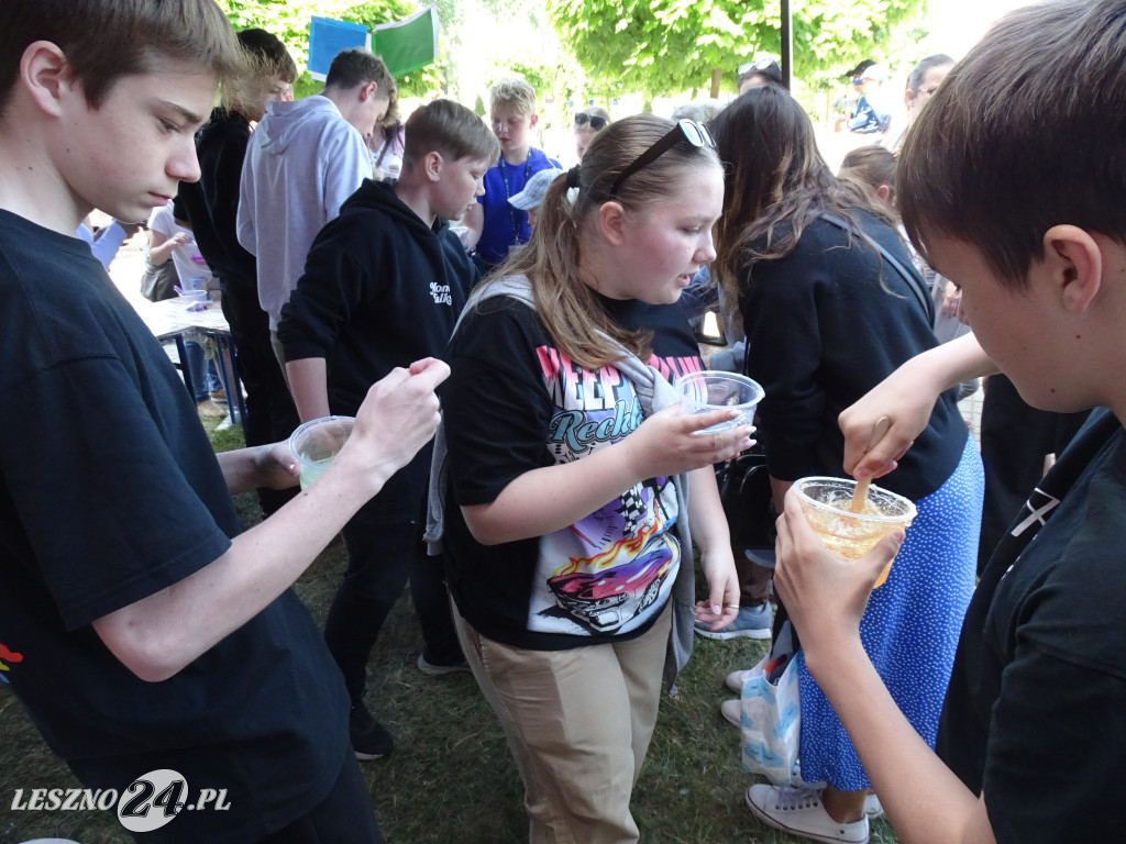 Rodzinny Piknik Naukowy w SP 9 w Lesznie