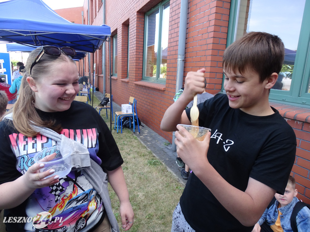 Rodzinny Piknik Naukowy w SP 9 w Lesznie