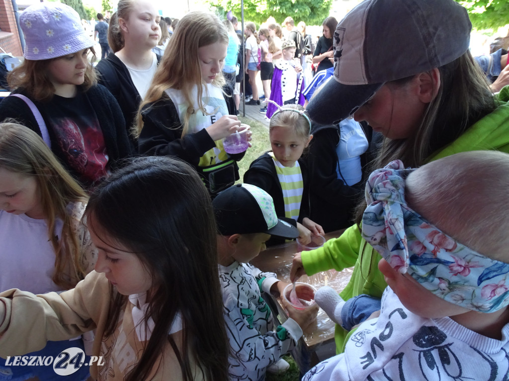 Rodzinny Piknik Naukowy w SP 9 w Lesznie