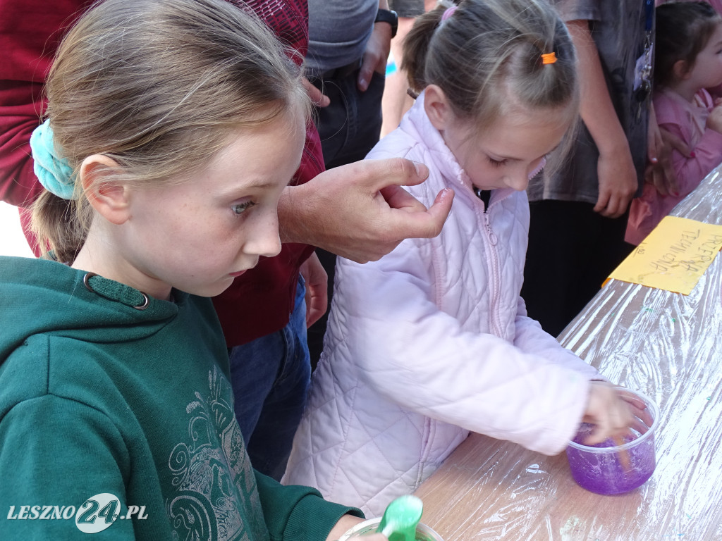 Rodzinny Piknik Naukowy w SP 9 w Lesznie