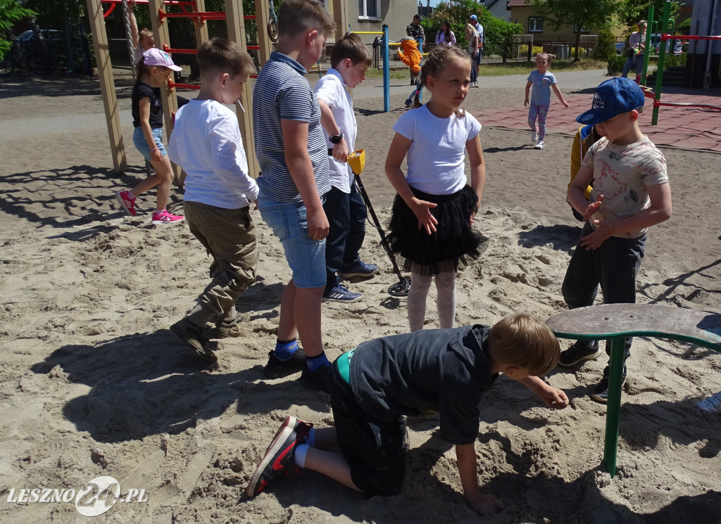 Rodzinny Piknik Naukowy w SP 9 w Lesznie