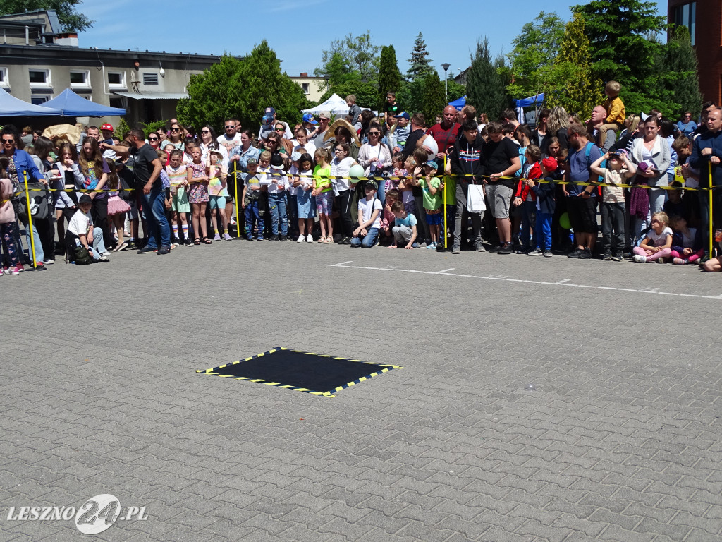 Rodzinny Piknik Naukowy w SP 9 w Lesznie