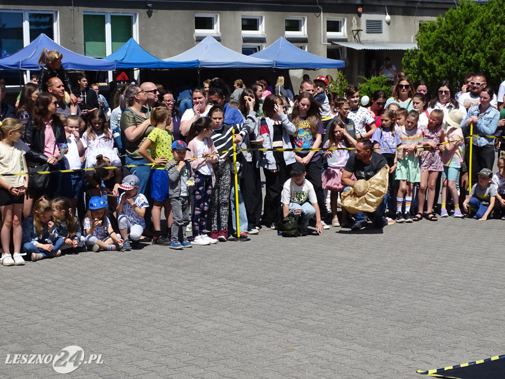 Rodzinny Piknik Naukowy w SP 9 w Lesznie