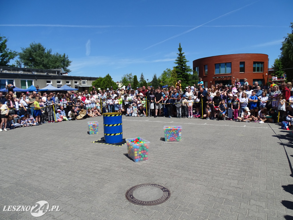 Rodzinny Piknik Naukowy w SP 9 w Lesznie