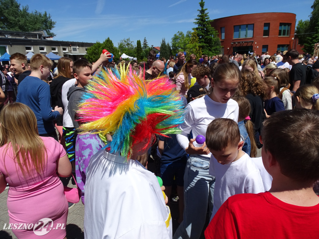 Rodzinny Piknik Naukowy w SP 9 w Lesznie