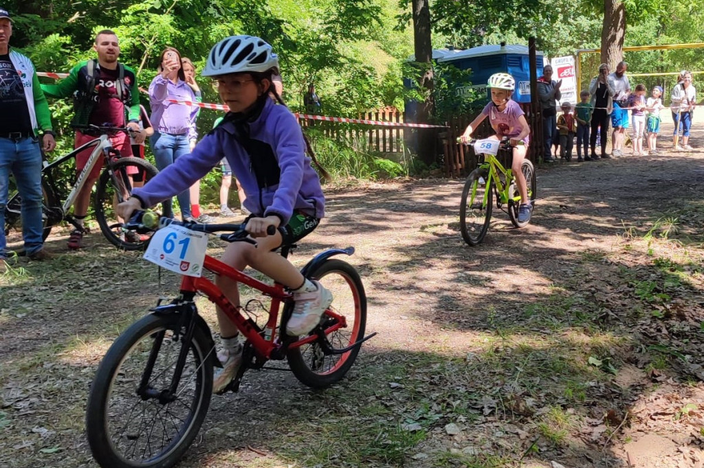 Zawody kolarskie MTB dla dzieci w Krzyżowcu