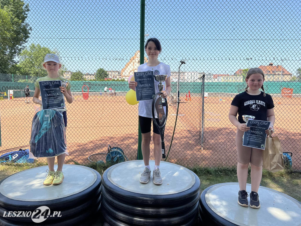 Sportowy piknk na kortach