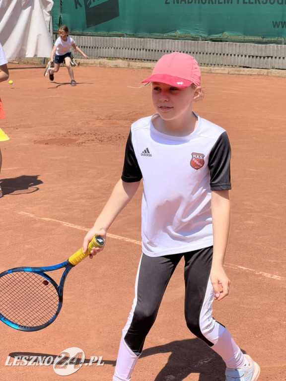 Sportowy piknk na kortach