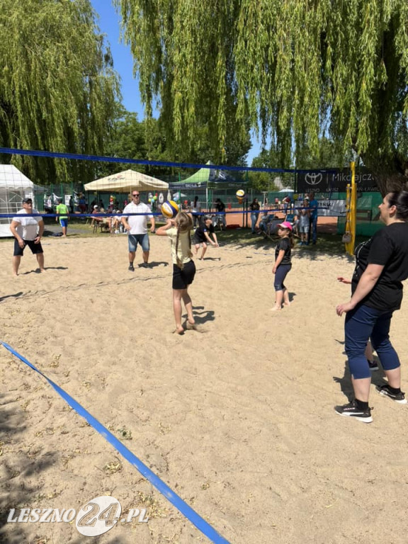 Sportowy piknk na kortach