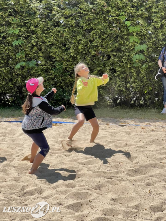 Sportowy piknk na kortach
