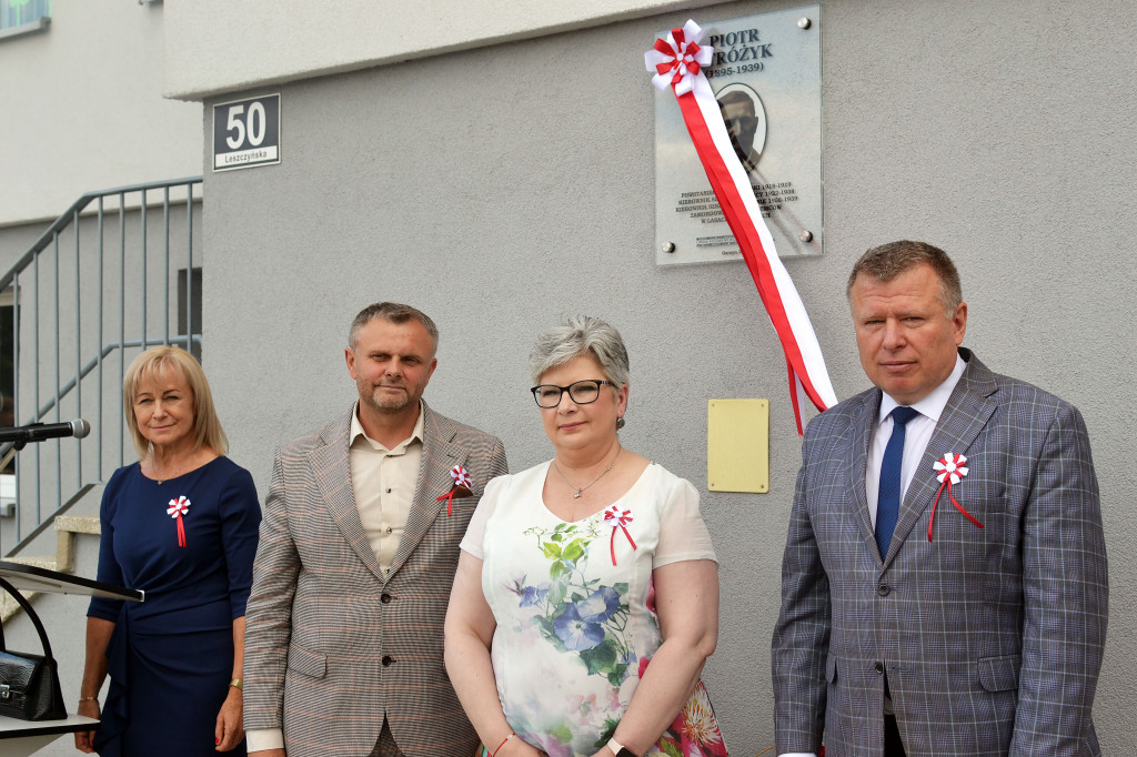 Uczcili pamięć zamordowanego kierownika