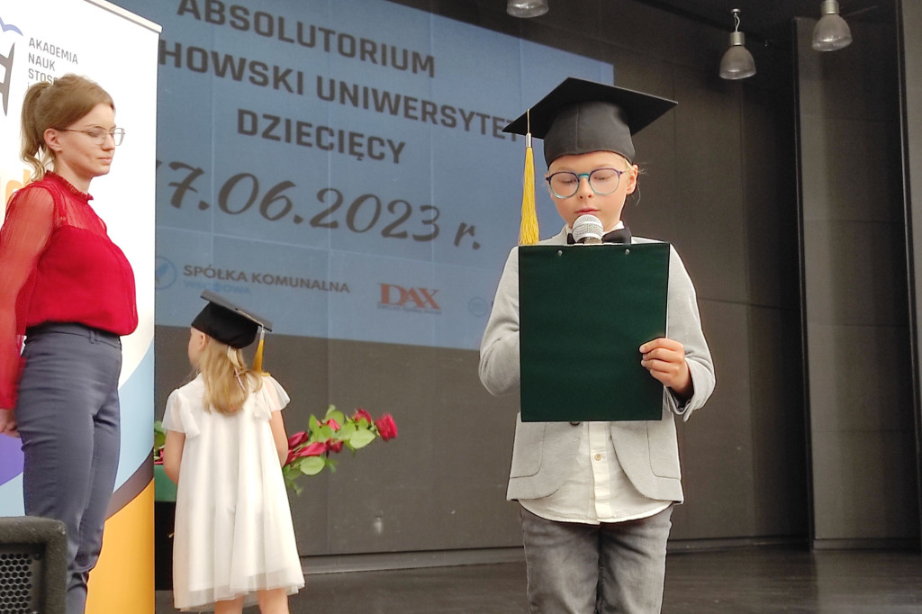 Absolutorium bardzo młodych studentów