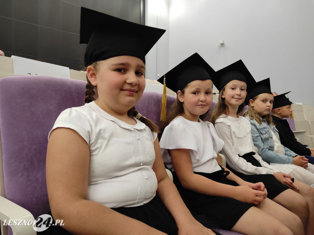 Absolutorium bardzo młodych studentów