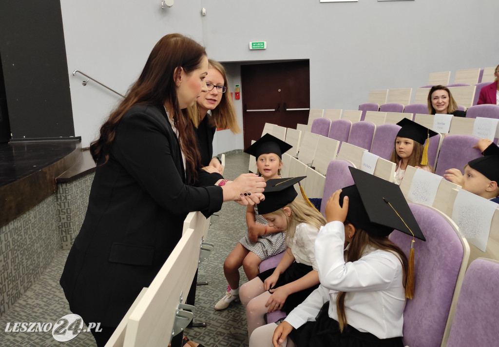 Absolutorium bardzo młodych studentów