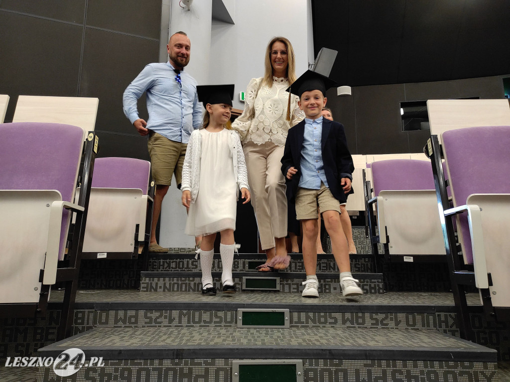 Absolutorium bardzo młodych studentów