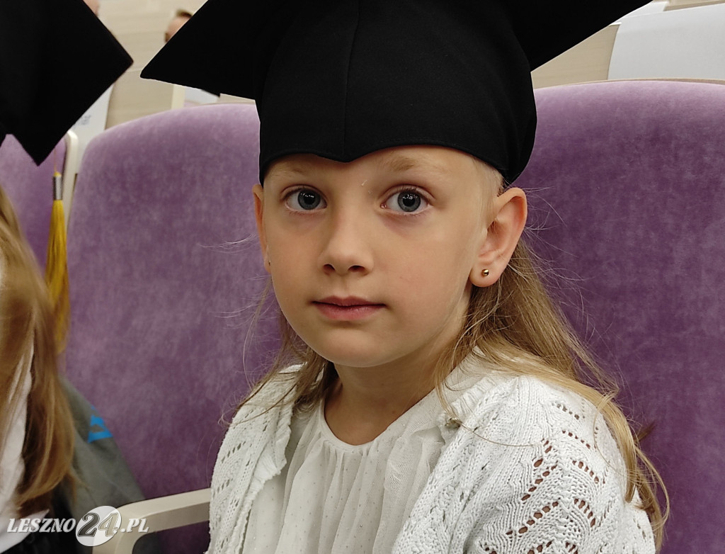 Absolutorium bardzo młodych studentów