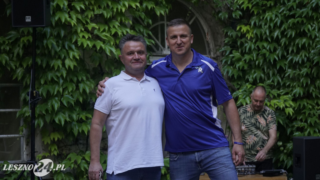 W średniowiecznym anturażu