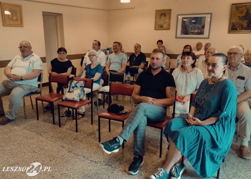 Działkowcy otrzymali czeki w Lesznie