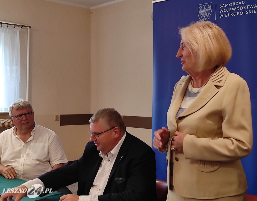 Działkowcy otrzymali czeki w Lesznie