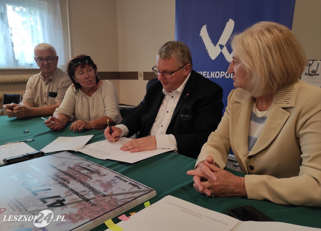 Działkowcy otrzymali czeki w Lesznie