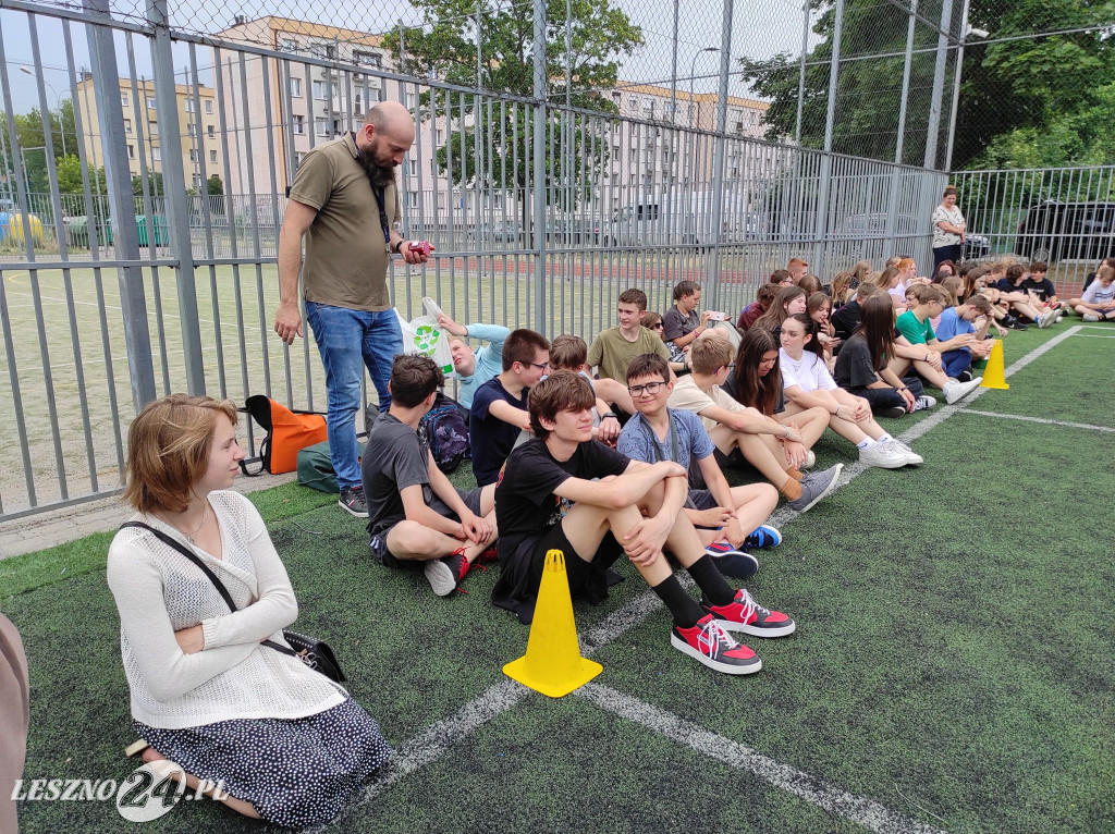 Wyróżnieni sportowcy SP 7 w Lesznie