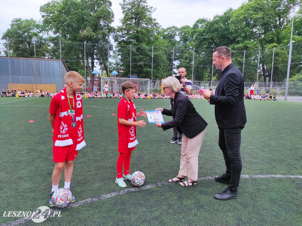 Wyróżnieni sportowcy SP 7 w Lesznie