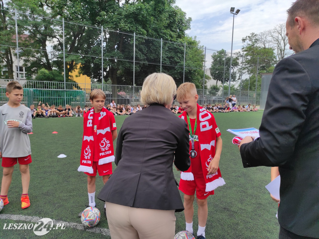 Wyróżnieni sportowcy SP 7 w Lesznie