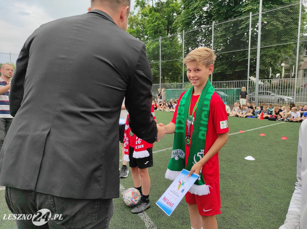 Wyróżnieni sportowcy SP 7 w Lesznie