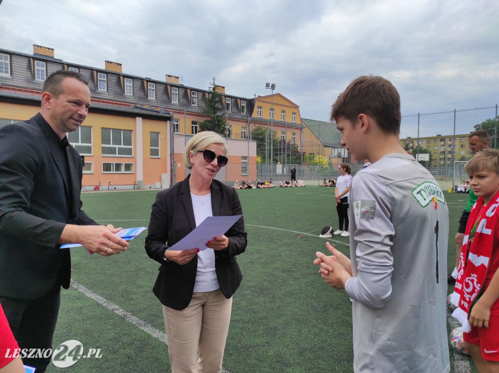 Wyróżnieni sportowcy SP 7 w Lesznie