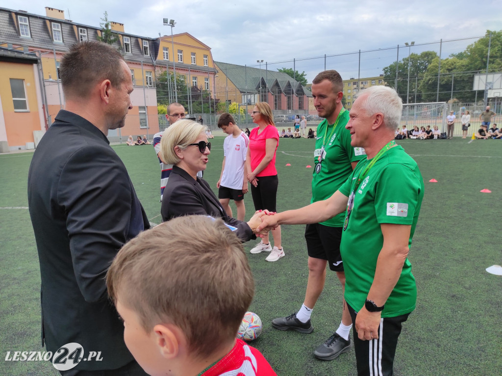 Wyróżnieni sportowcy SP 7 w Lesznie