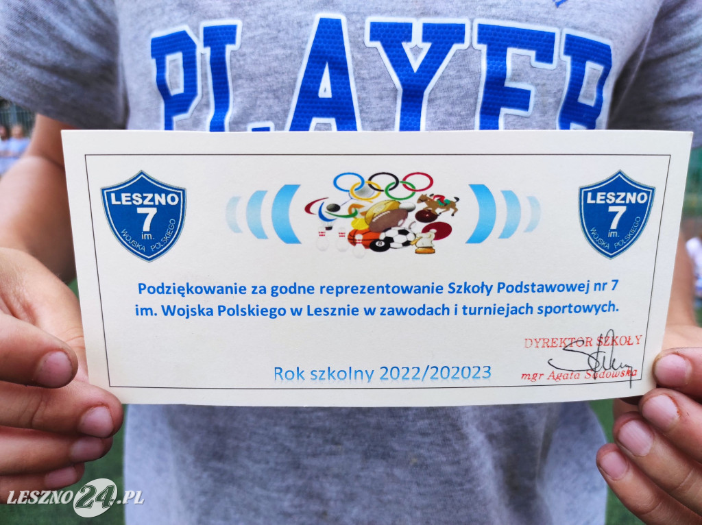 Wyróżnieni sportowcy SP 7 w Lesznie
