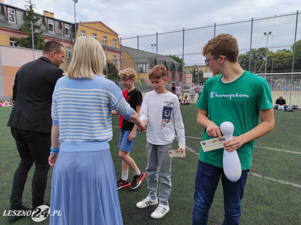 Wyróżnieni sportowcy SP 7 w Lesznie