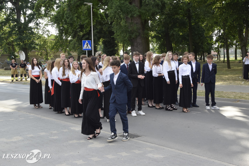 Pożegnanie ósmoklasistów w Wilkowicach