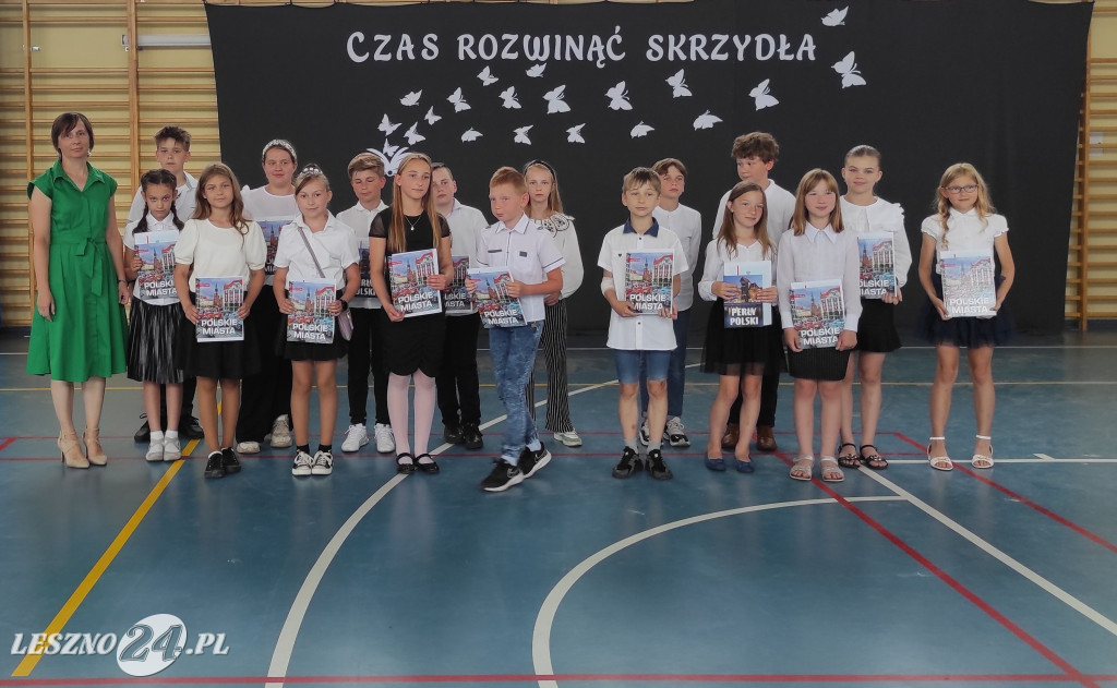 Zakończenie roku szkolnego w Dąbczu