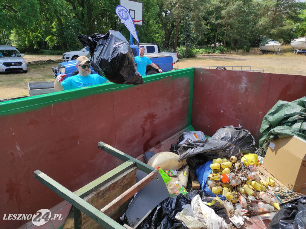 Czyszczenie Jeziora Dominickiego