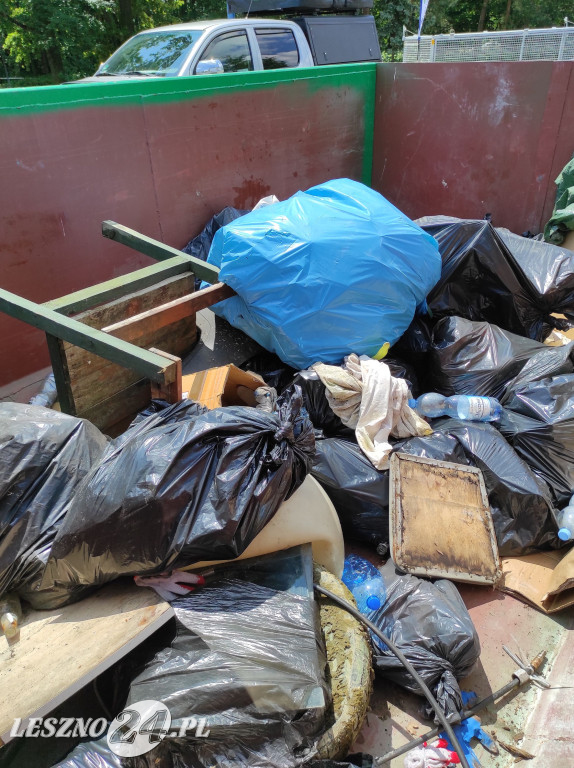 Czyszczenie Jeziora Dominickiego