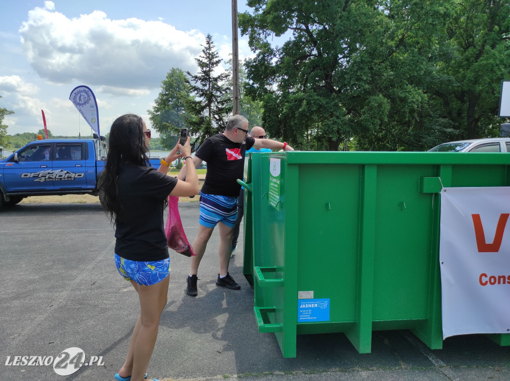 Czyszczenie Jeziora Dominickiego